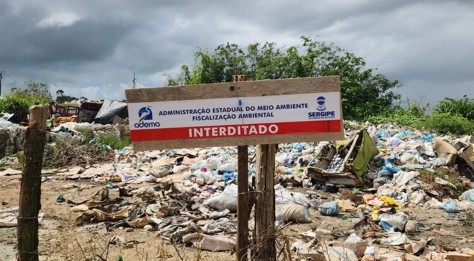 Lixão interditado