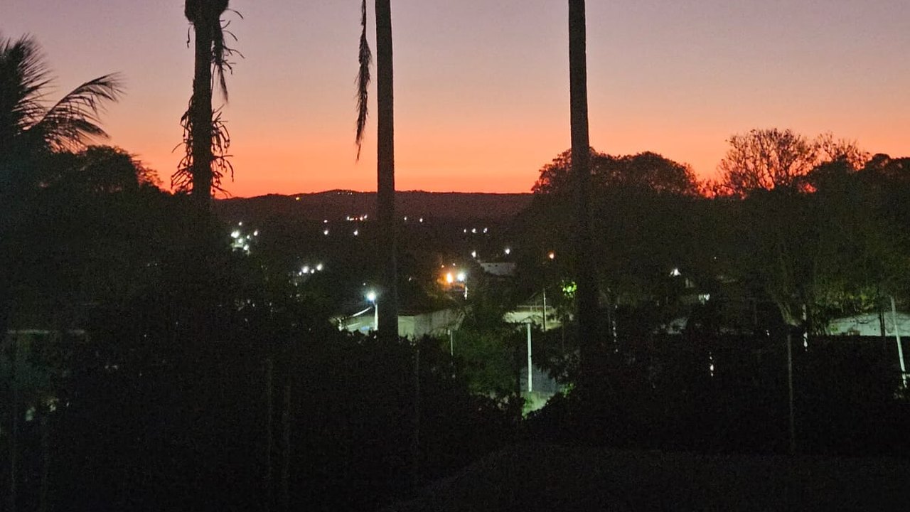 Ao amanhecer minha cidade é uma sinfonia de esperança