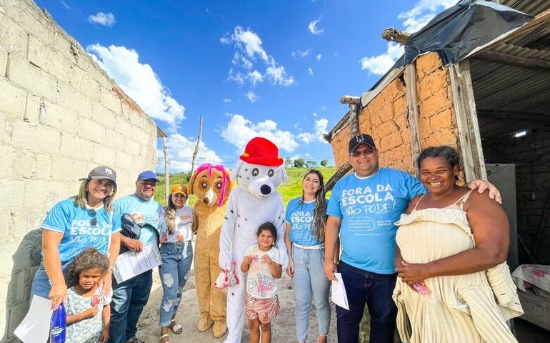 Fora da Escola Não Pode: educação de Branquinha promove caravana de Busca Ativa Escolar