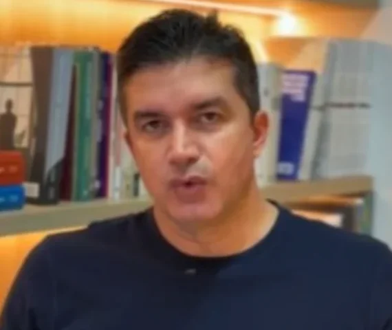 Decisão retira vídeo de Rui Palmeira do ar e amplia denúncias de silenciamento sobre o Banco Master