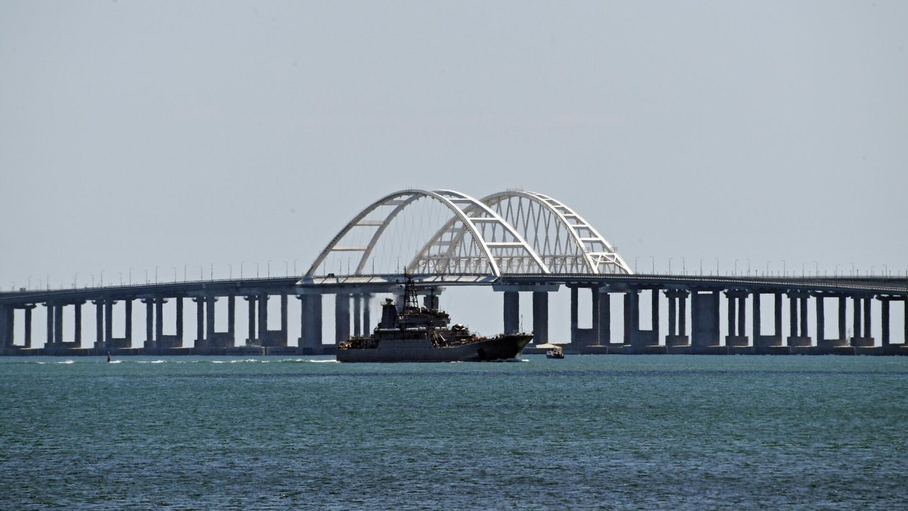 FSB frustra nova tentativa da inteligência ucraniana de detonar bomba na ponte da Crimeia