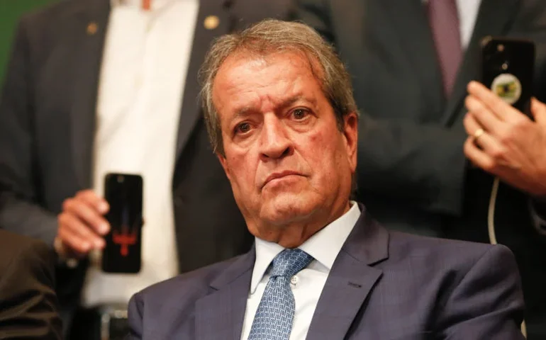 Entenda por que Moraes pediu reabertura da investigação contra Valdemar Costa Neto no STF