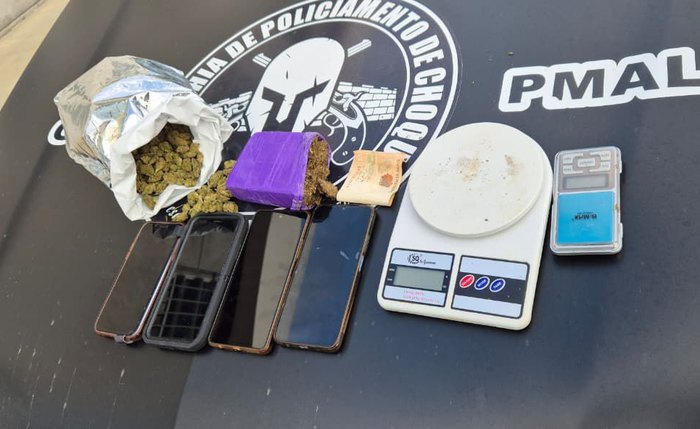 Material apreendido na operação