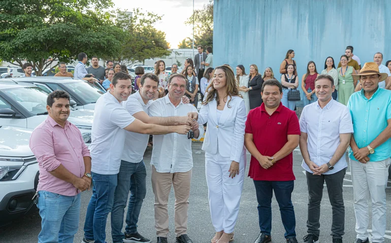 Arapiraca recebe frota com 12 veículos para ampliar ações de saúde