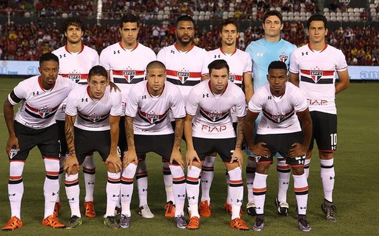 Elenco do São Paulo acorda com terremoto em Santiago antes de duelo com o Everton