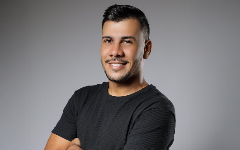 Luis Morall apresenta show gratuito no município de Piaçabuçu