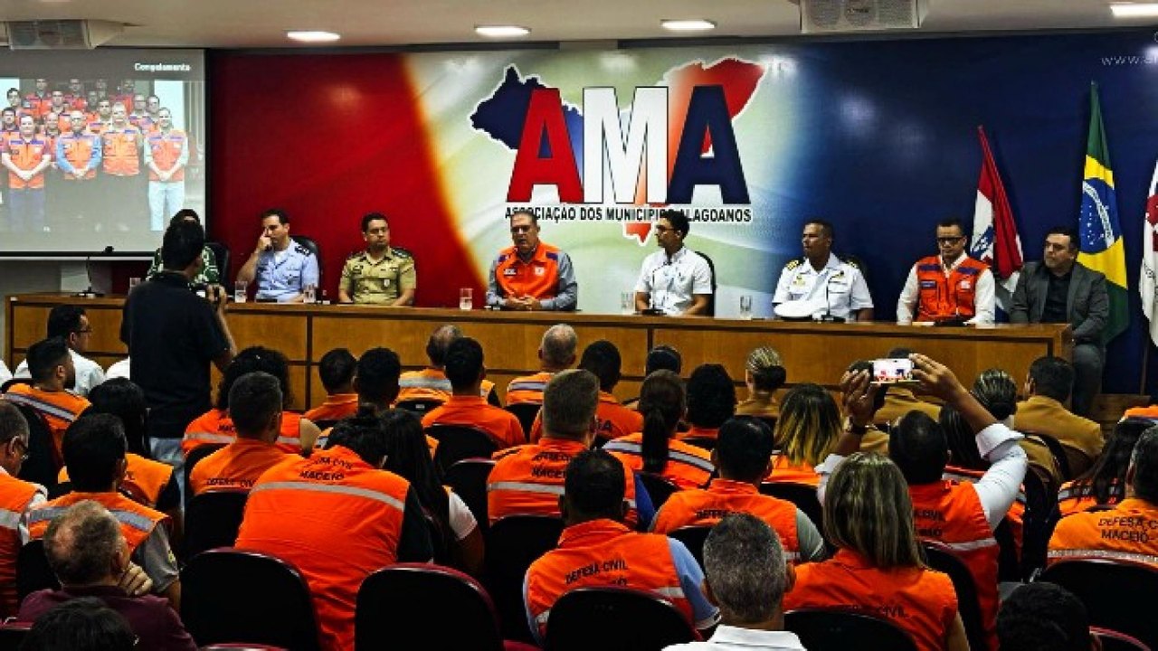 Curso de Gestão em Proteção e Defesa Civil é iniciado em Maceió