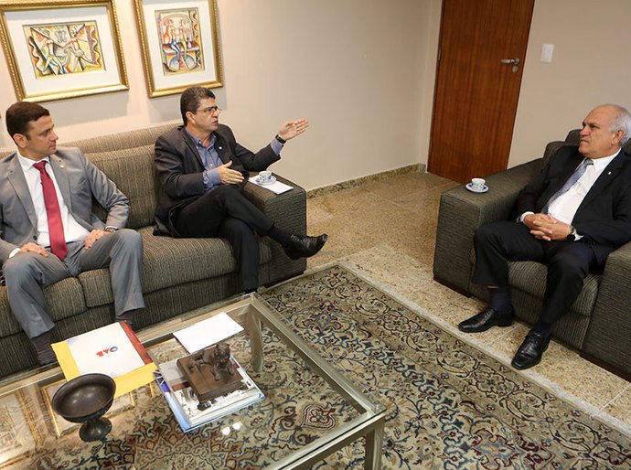 Eletrobras pede auxílio do TJ Alagoas para mediar processos de devedores