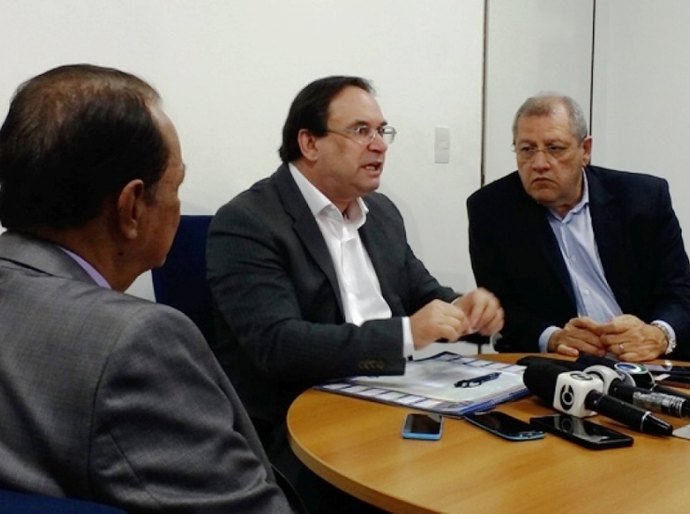 'Alunos da rede estadual não ficarão sem transporte”, diz Luciano Barbosa