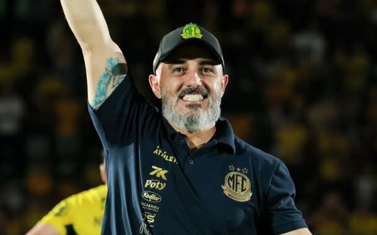 Guanaes supera Filipe Luís em premiação e explica 'fenômeno' Mirassol: 'Criar mini objetivos'