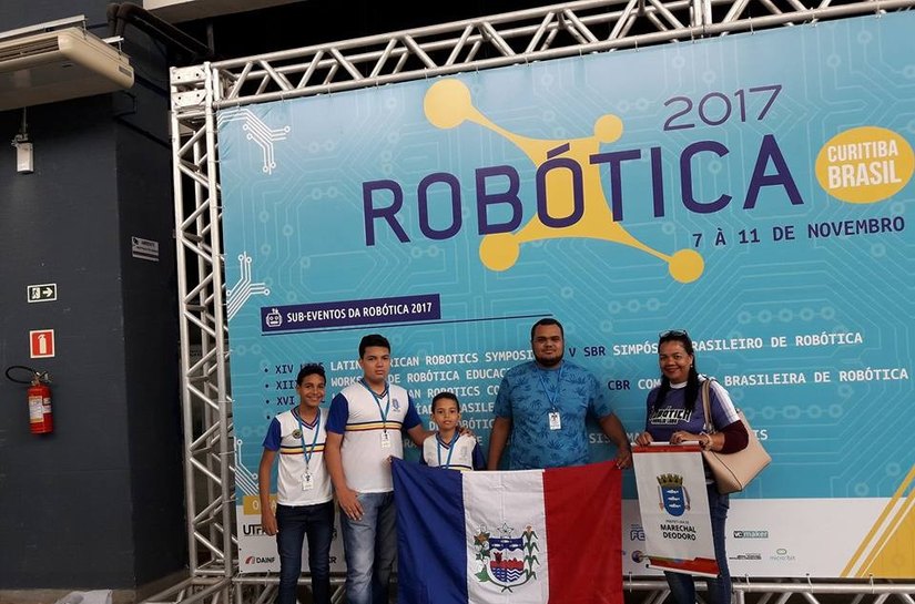 Alunos deodorenses disputam Olimpíada Brasileira de Robótica no PR