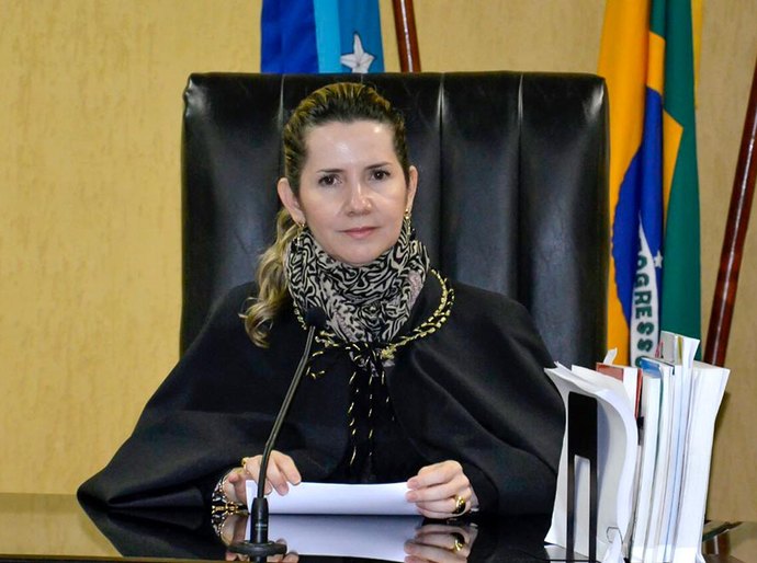 TCE/AL: Rosa Albuquerque toma posse oficialmente na presidência nesta quinta