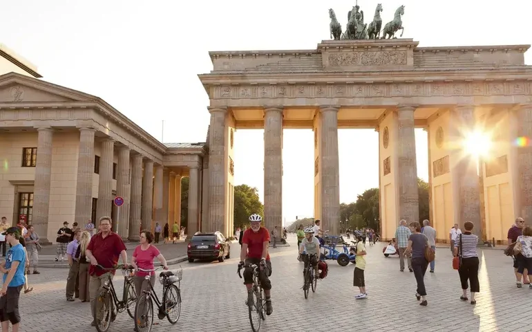 Alemanha vai facilitar obtenção de cidadania para atrair trabalhadores