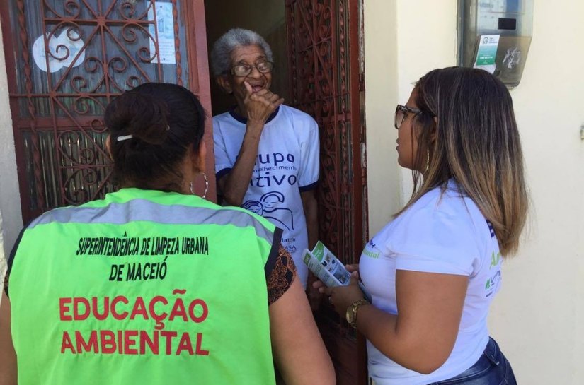 Slum realiza ação de educação ambiental e fiscalização no Poço