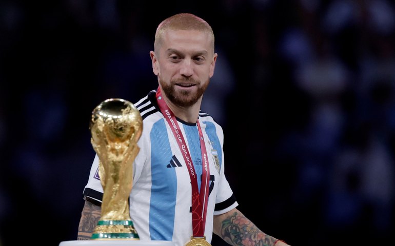 Suspenso por dois anos por doping, Papu Gómez coloca culpa em 'xarope de tosse do filho'