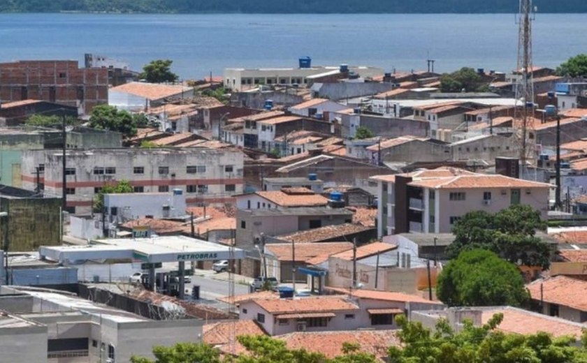 Decisão judicial obriga Braskem a compensar moradores de áreas de risco em Maceió