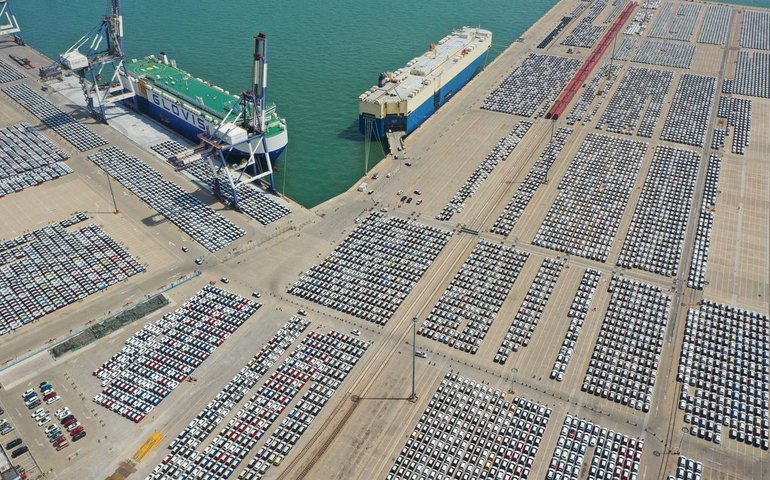 Com tarifaço, desafio de exportadores é encontrar novos mercados