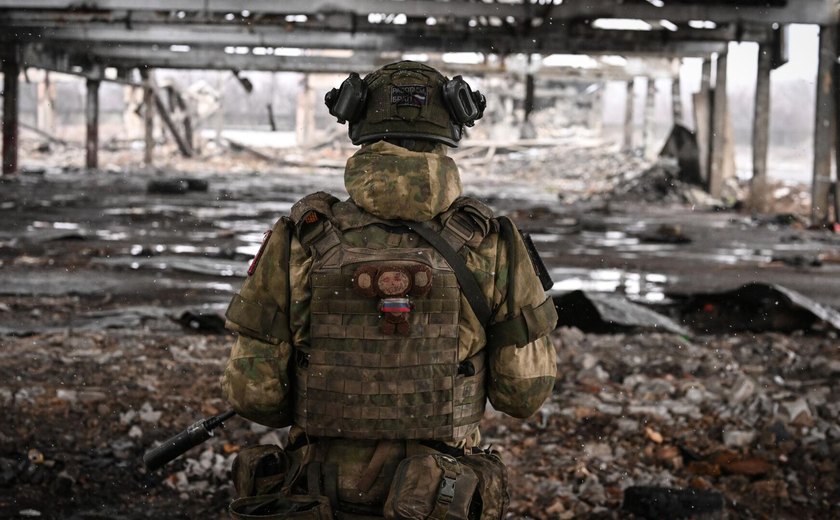 Rumo à mobilização forçada? Zelensky quer ampliar recrutamento de jovens ucranianos de 18 a 24 anos