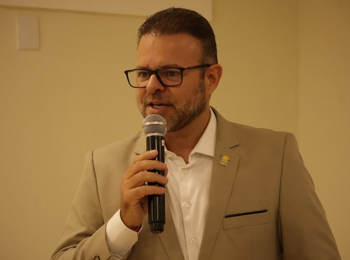 Da causa social à Assembleia: leis de Léo Loureiro que mudaram direitos em Alagoas