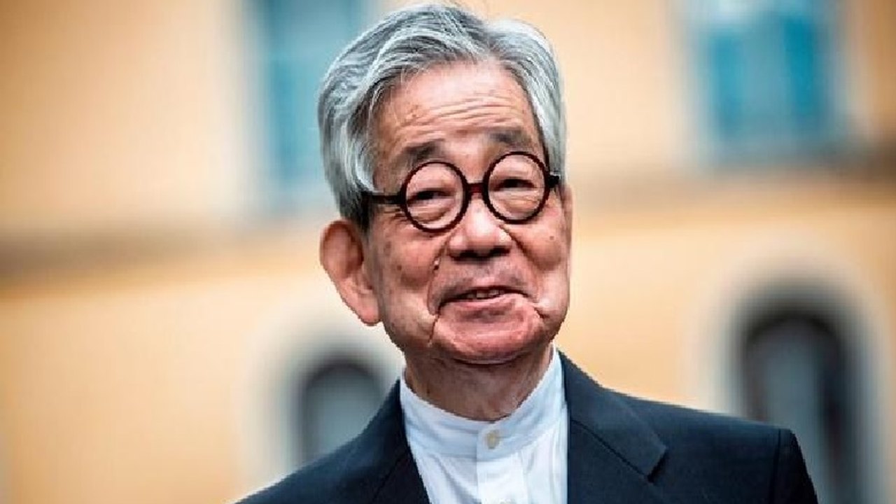 Nobel de Literatura, de grande força poética, Kenzaburo Oe era um pacifista