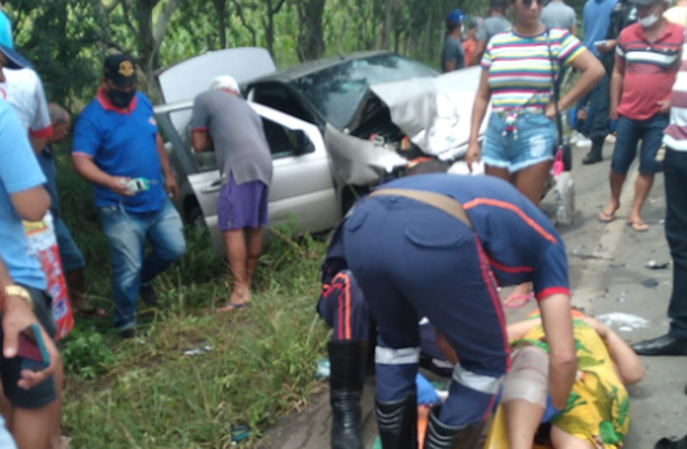 Colisão provoca uma morte e deixa mais quatro feridos na Rota do Sertão