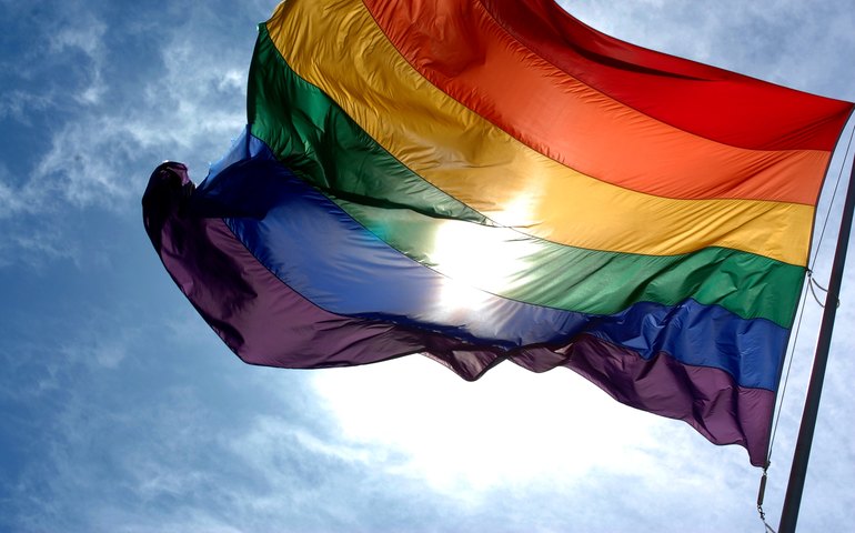 Em oito dias, seis parlamentares de quatro estados denunciam ameaças de 'estupro corretivo' como 'cura lésbica'