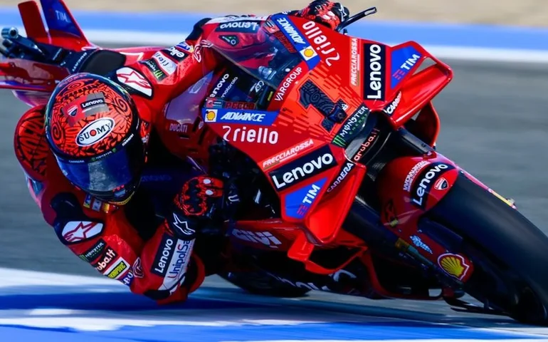 Marc Márquez tem fim de semana perfeito e conquista etapa da Tailândia de MotoGP; Bagnaia é 3º