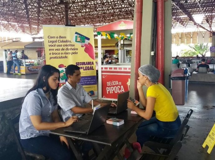 Posto itinerante da SMTT oferece serviços gratuitos no Clima Bom