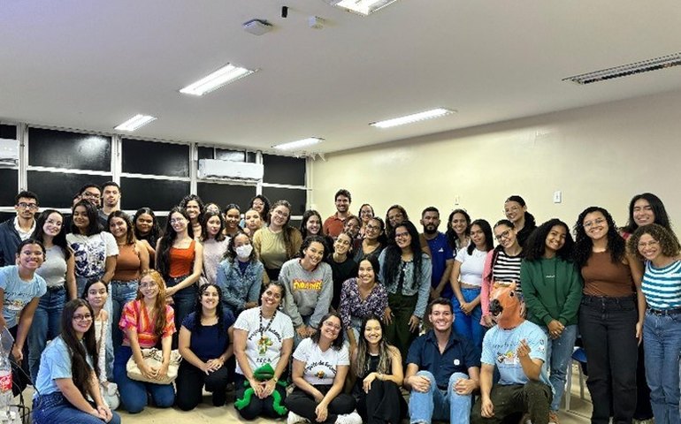 Projeto de extensão Teca faz acolhimento de novos integrantes no HU