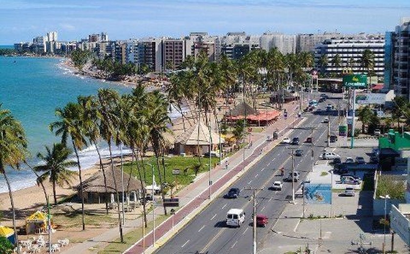Idoso tem parada cardíaca jogando beach tennis na Jatiúca