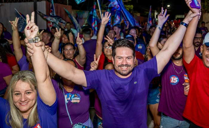 Thiago Gondin comemorando a vitória