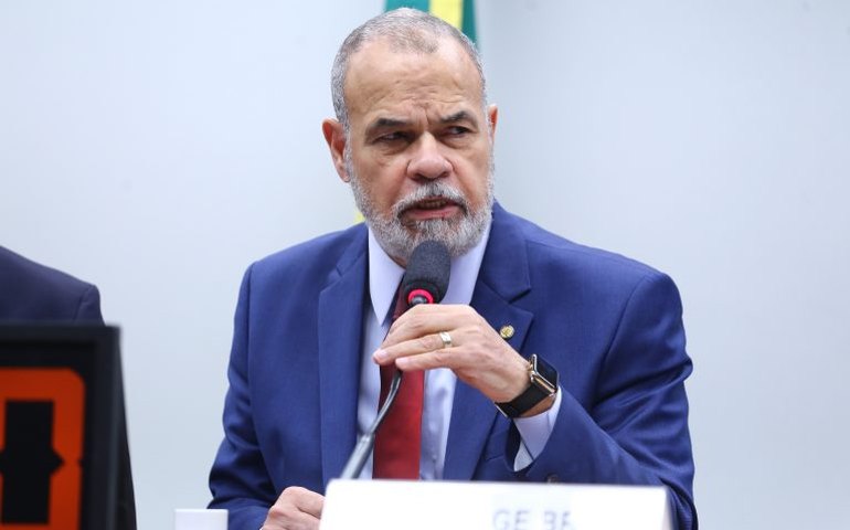 Comissão aprova proposta que amplia direitos básicos dos usuários de serviços públicos