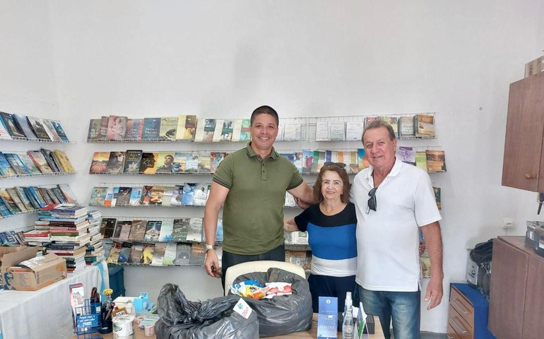 Instituições de caridade recebem doações arrecadadas nas Academias Maceió