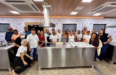 Festival Penedo Sabor & Jazz resgata receita tradicional durante oficina para estudantes da EJA