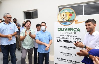 Olivença entrega de cadeiras de rodas, fraldas geriátricas e cestas básicas
