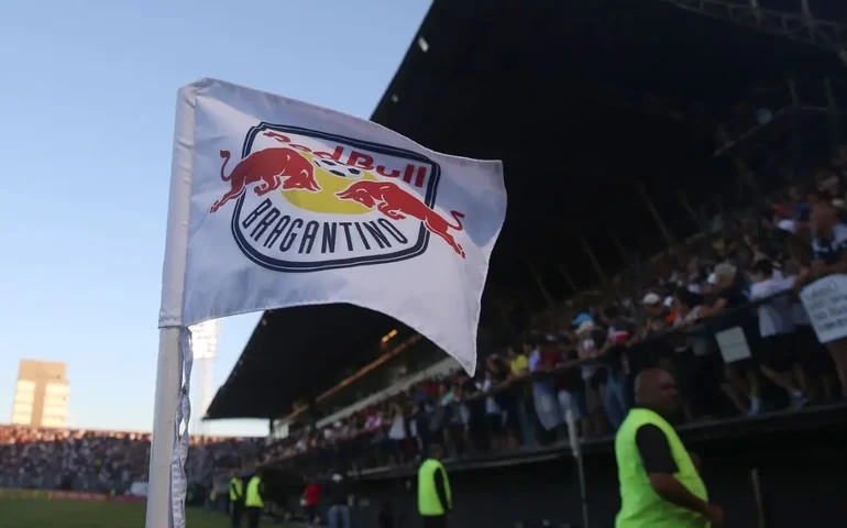 Red Bull Bragantino fecha com Pedro Henrique, zagueiro do Athletico-PR