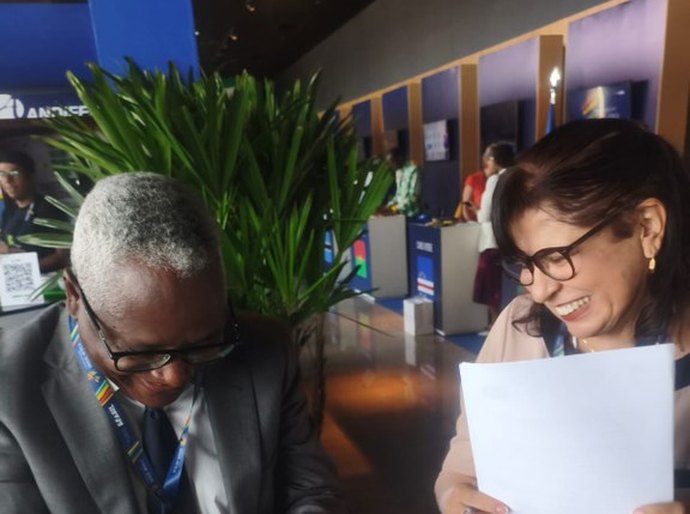 Ufal participa de fórum internacional e assina acordos de cooperação