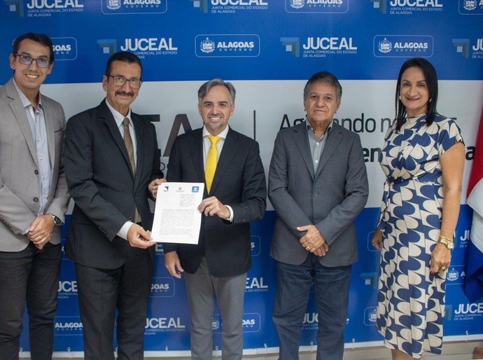 Juceal e Conselho de Contabilidade firmam cooperação técnica para desenvolver o ambiente de negócios em Alagoas