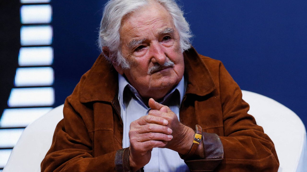 Pepe Mujica deixa hospital e participa de ato político no Uruguai; médica fala em cura do câncer