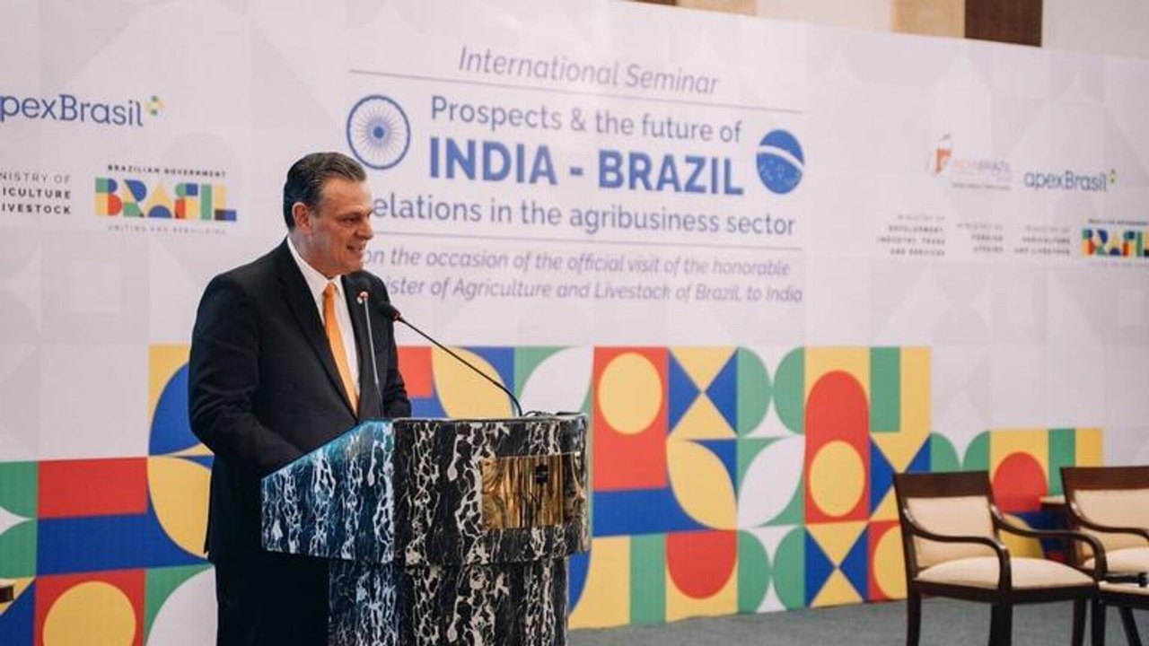 Brasil pode se beneficiar de eventual guerra comercial de Trump com a China, diz ministro