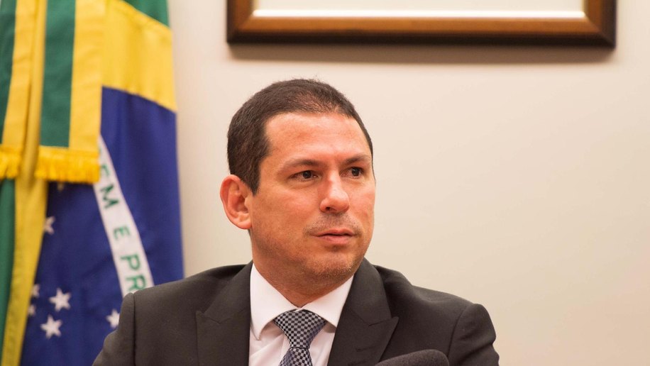 A ameaça ineficaz de Ramos contra Bolsonaro