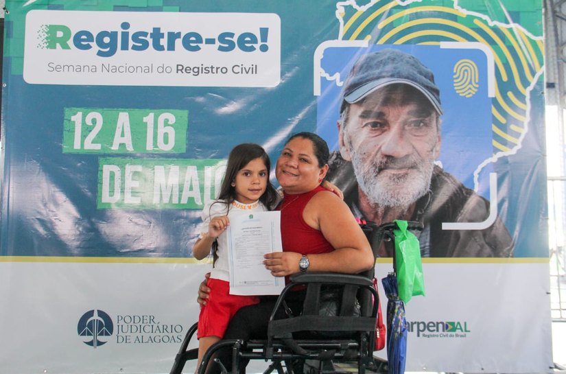 População de Maceió é beneficiada com registros gratuitos