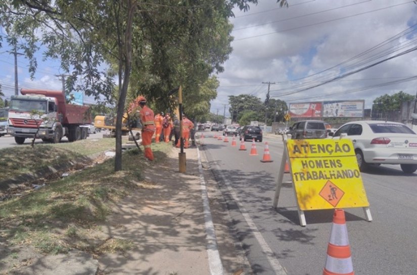 Primeiro dia de interdição tem trânsito fluido na Av. Durval de Góes Monteiro