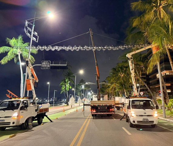 Prefeitura de Maceió finaliza montagem do Natal de Todos Nós 2025