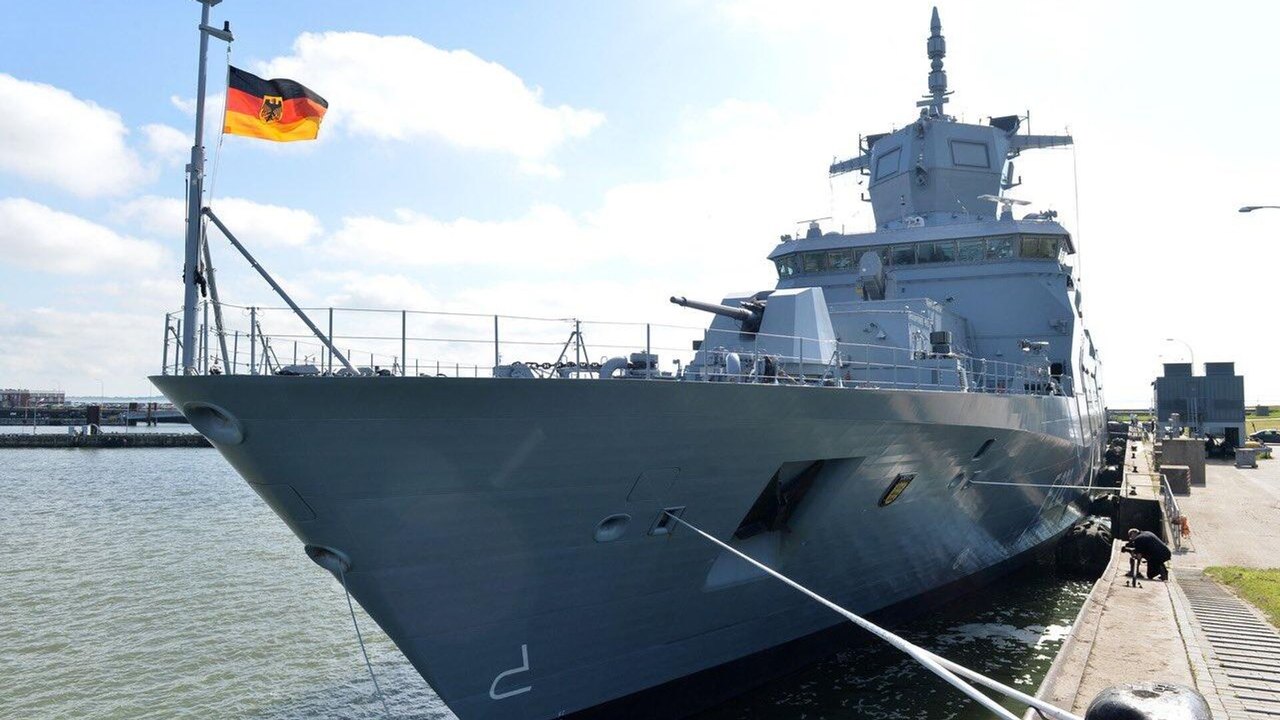 Detectam dezenas de quilos de aparas de metal em sistema de motores de novo navio alemão