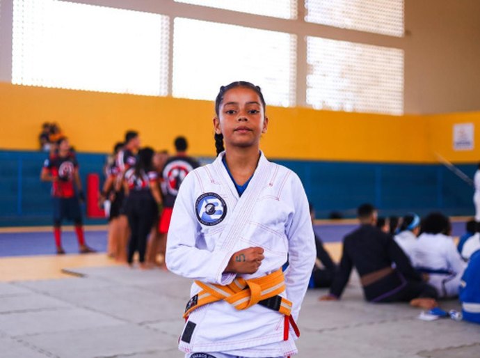 Estudantes de escolas municipais participam do Vivenciando o Esporte