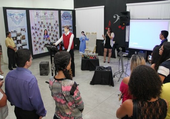 Arapiraca: Museu Zezito Guedes recebe exposição sobre Coral Sons e Dons