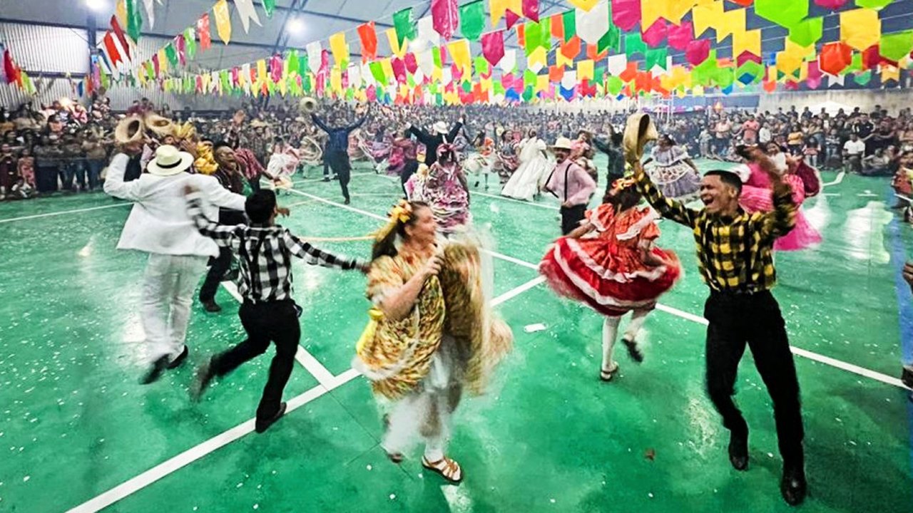 Matutos na Cidade vence o Concurso de Quadrilhas Juninas de Viçosa