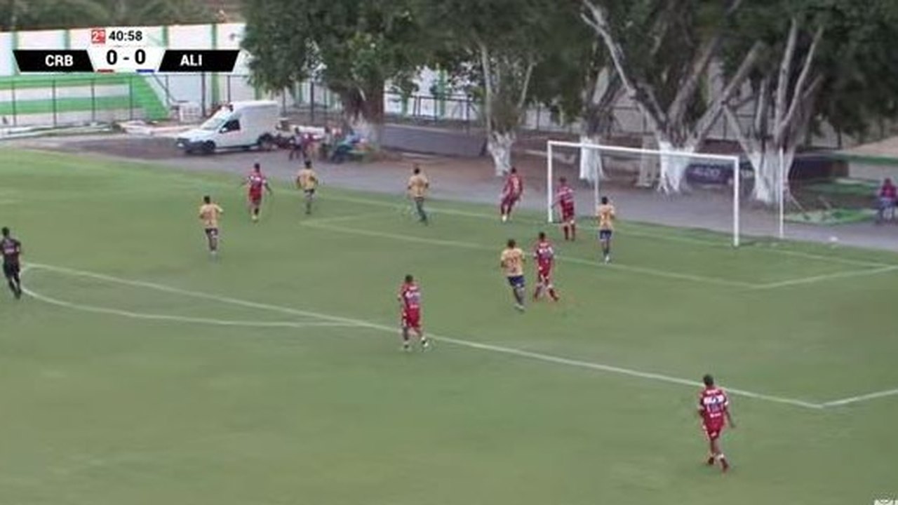 CRB garante vitória de última hora contra o Aliança na abertura da Copa Alagoas