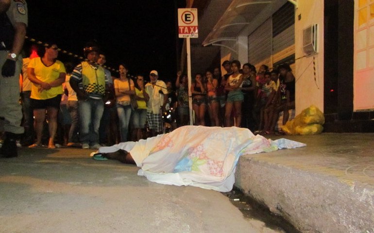 Homem é morto a tiros em Palmeira dos Índios